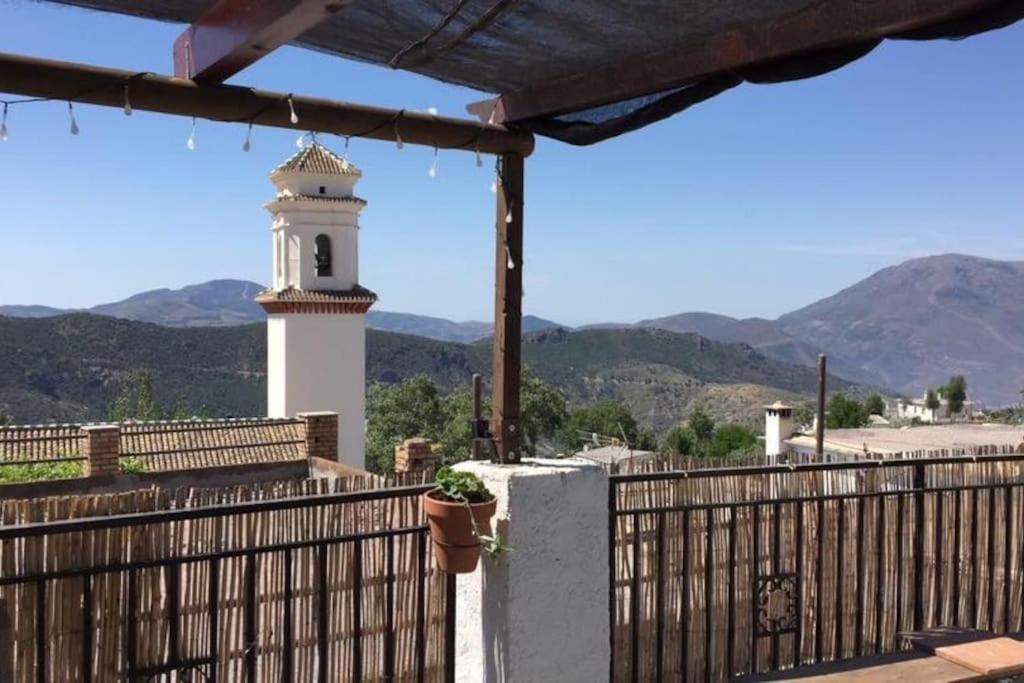La Casa Rural De Paco Y Ana Pitres エクステリア 写真