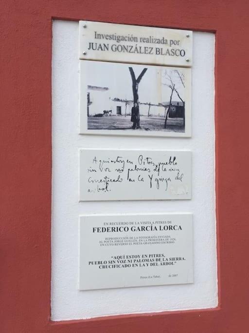 La Casa Rural De Paco Y Ana Pitres エクステリア 写真
